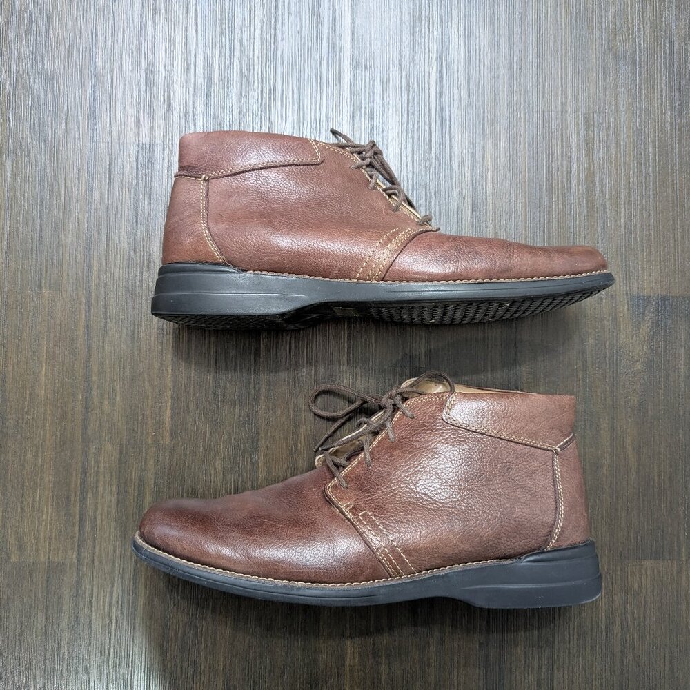 Johnston & Murphy | Brown Hunley Chukka Boots | Made with Sheepskin